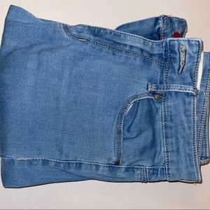 Bullhead Super High Rise- Skinniest. Size 25